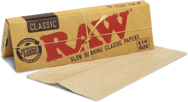 RAW Classic 1 1-4 Rolling Papers - 7 Pack - 50 Leaves per Pack - Includes Collectible Matte Black Murder'd Mini Tray Keychain - Image 5