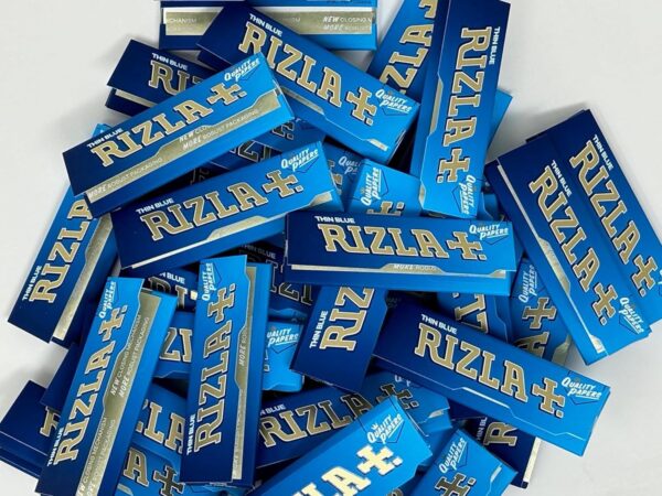 Rizla Blue Regular Cigarette Rolling Papers - 10 Packets - Image 2